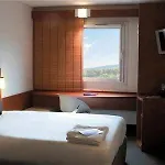 Ibis Wollongong