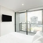 Modern 2Br Apartment Near Wollongong Beach