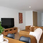 Lavish 3-Bedroom Ocean Apartment In Wollongong