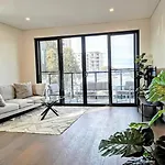 Urban Oasis: Central Wollongong
