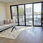 Urban Oasis: Central Wollongong