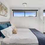 East Corrimal Escape - Beautiful Beachside Living
