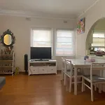 2 Bedroom Small Unit 1 Minute Walk To Shopping Centre No Parking Slot
