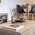 Scenic Wollongong Gem City Location With Rooftop