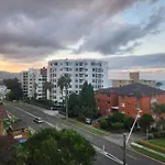 Beach Pad At North Wollongong