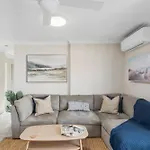 North Beach Escape - Balcony Sunrises And Ocean Walks
