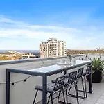 The Perch - Gorgeous 3 Bedroom Penthouse
