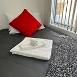 Central Twin Room With Private Bathroom