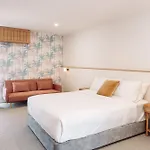 Surfside 22
