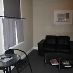 Windmill Motel