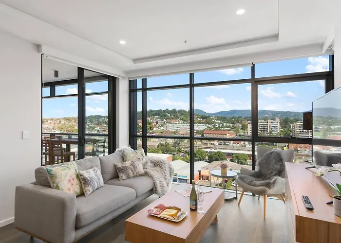 \'Highview Escape\' Central Wollongong Panorama Living