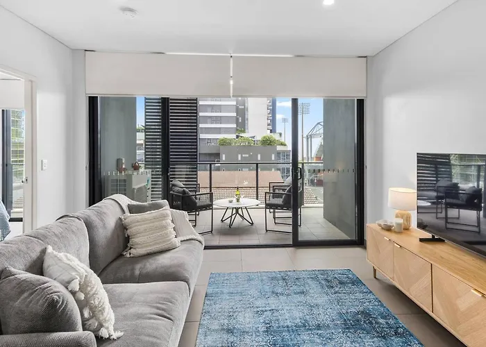 Burelli Beach Escape - Breezy Seaside Charm