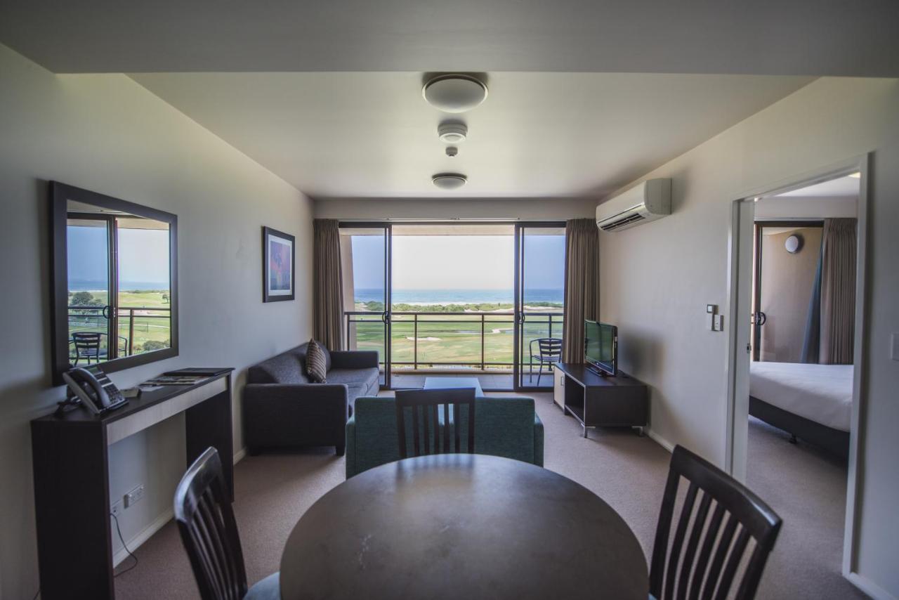 Western Sands 4* Wollongong