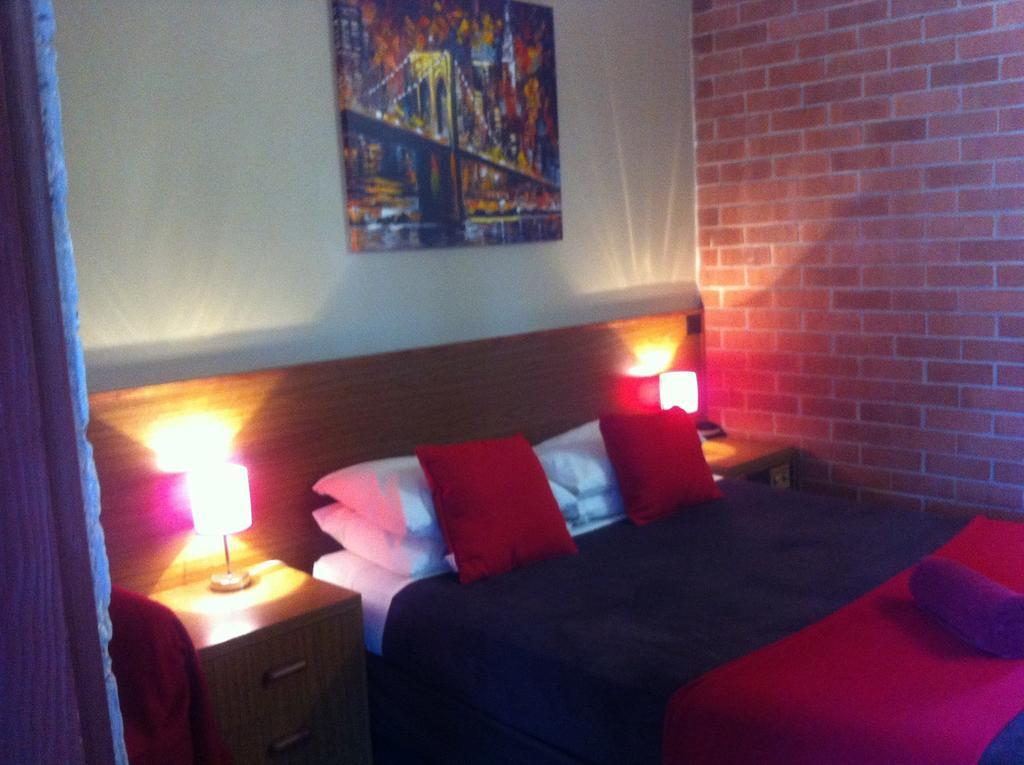 Elsinor Motor Motel 3*