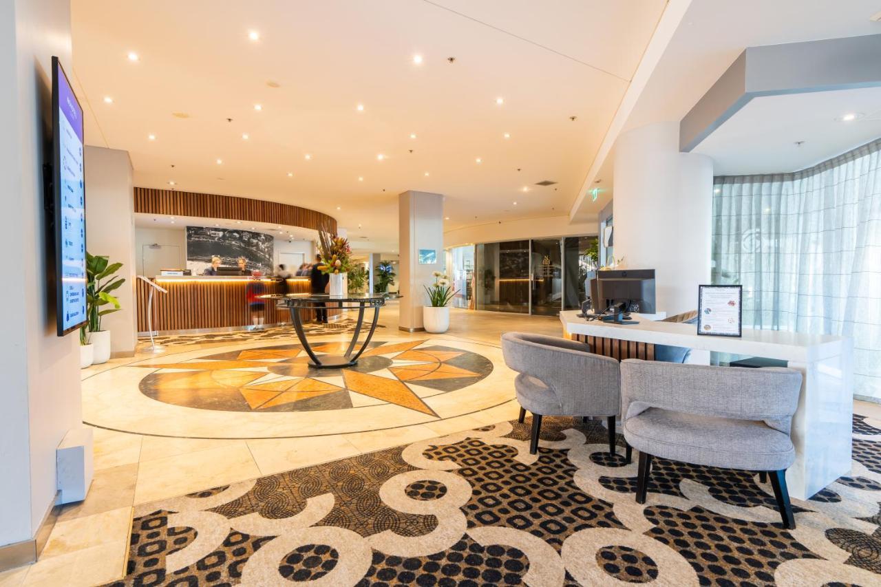Novotel Northbeach Hotel 4*