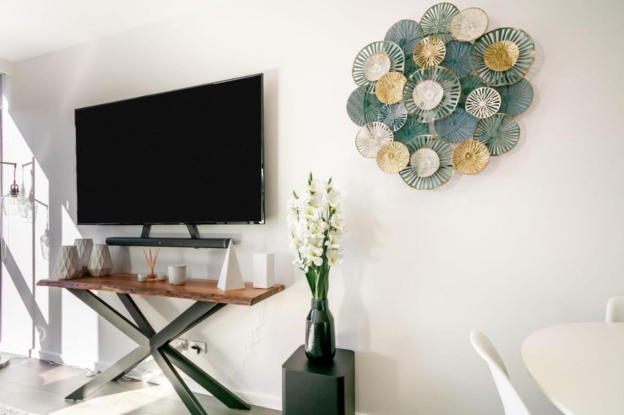 Modern 2br Near Beach * Wollongong