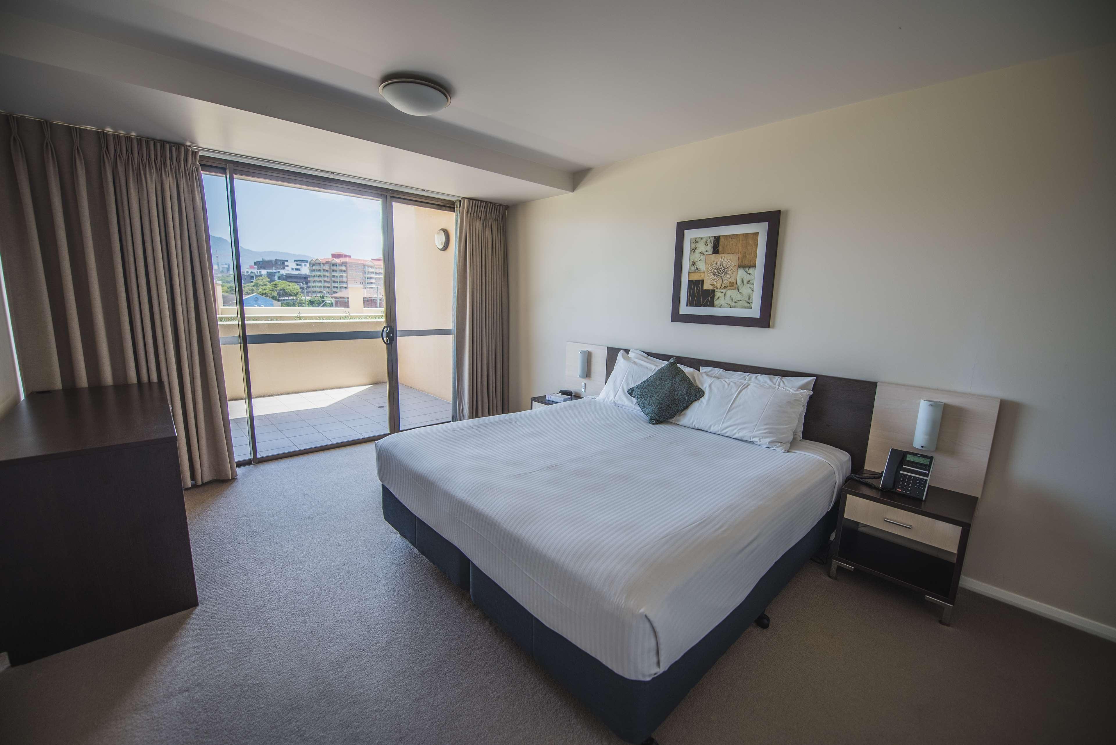 Western Sands 4* Wollongong