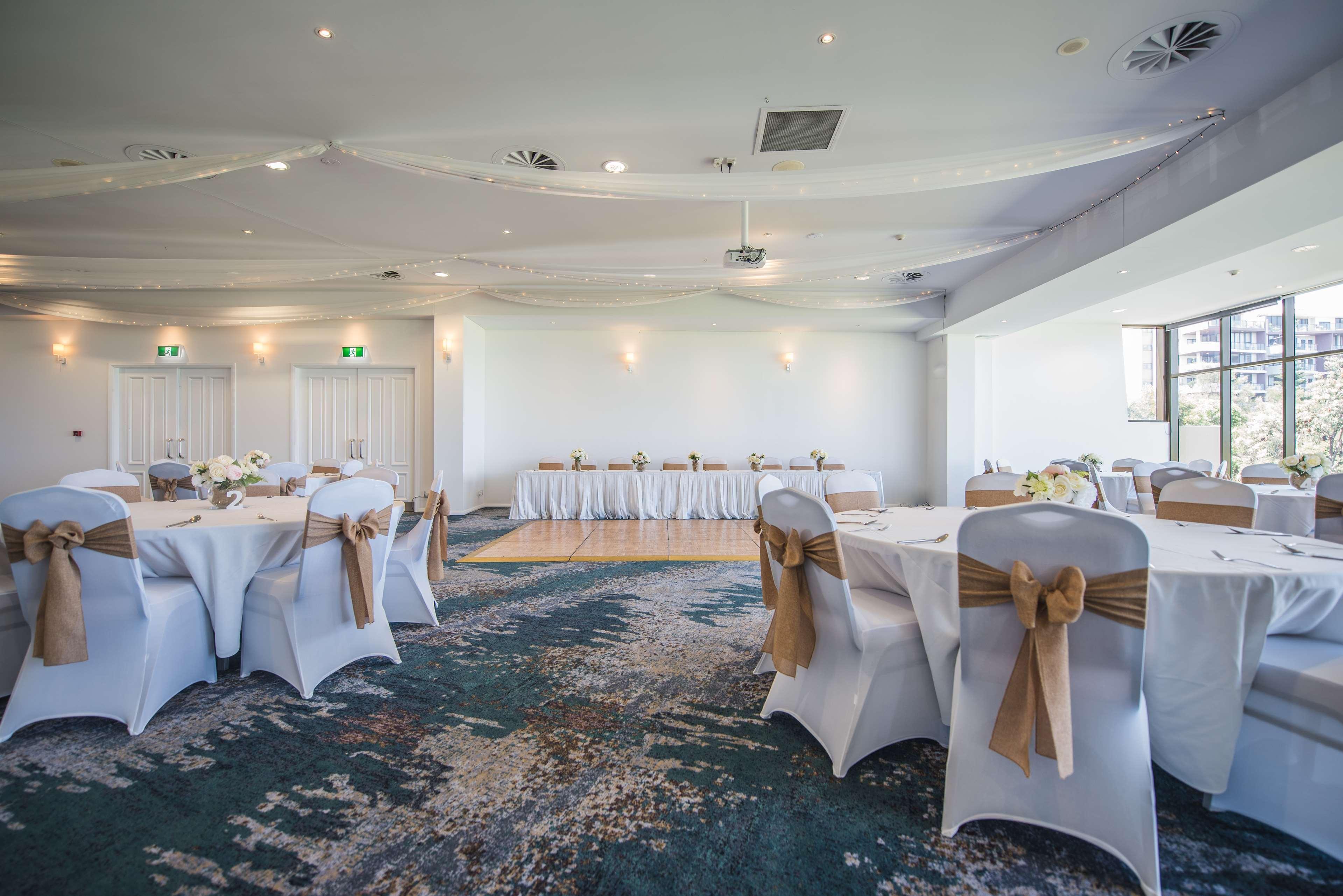 Western Sands 4* Wollongong