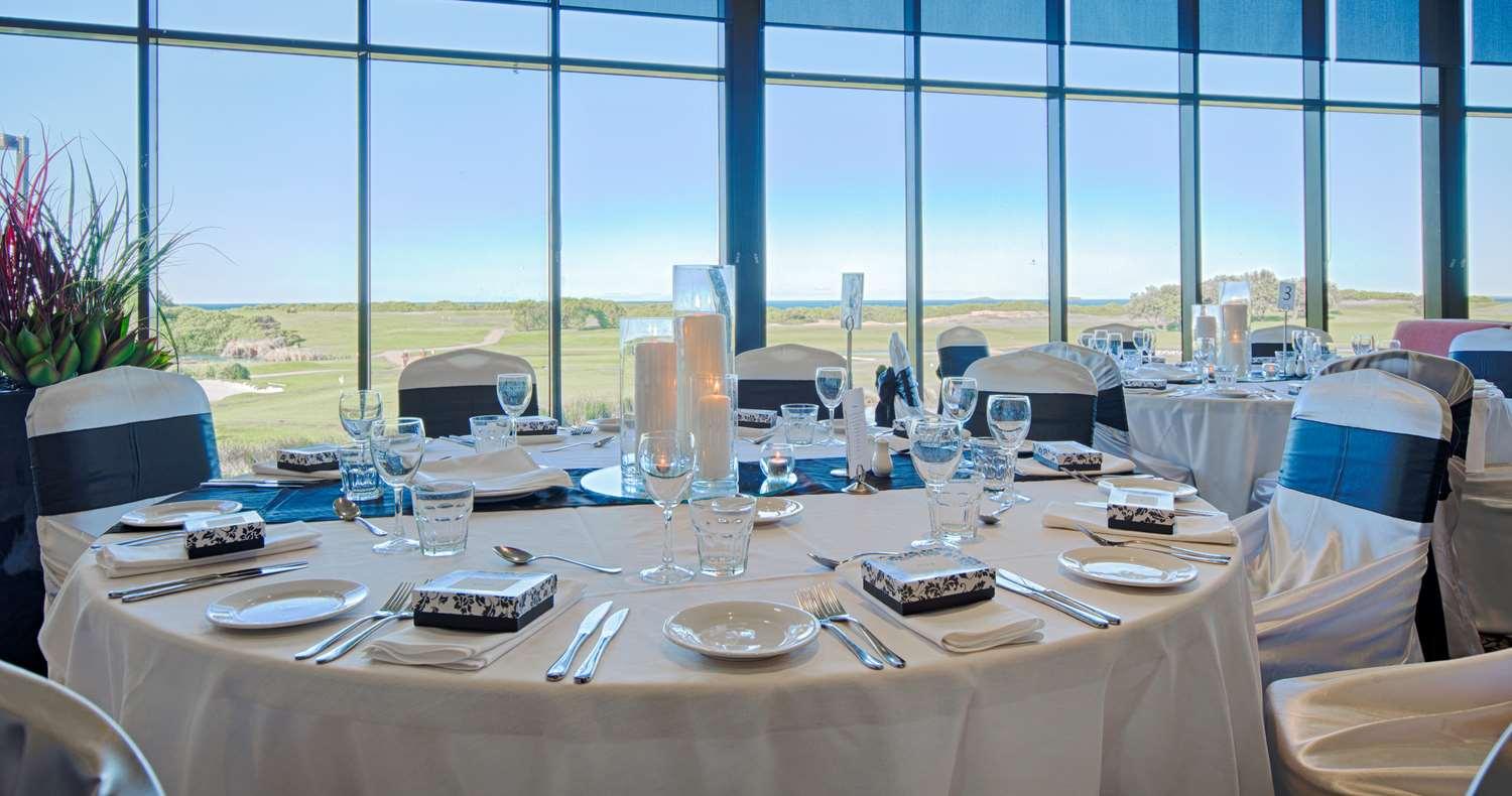 Western Sands 4*