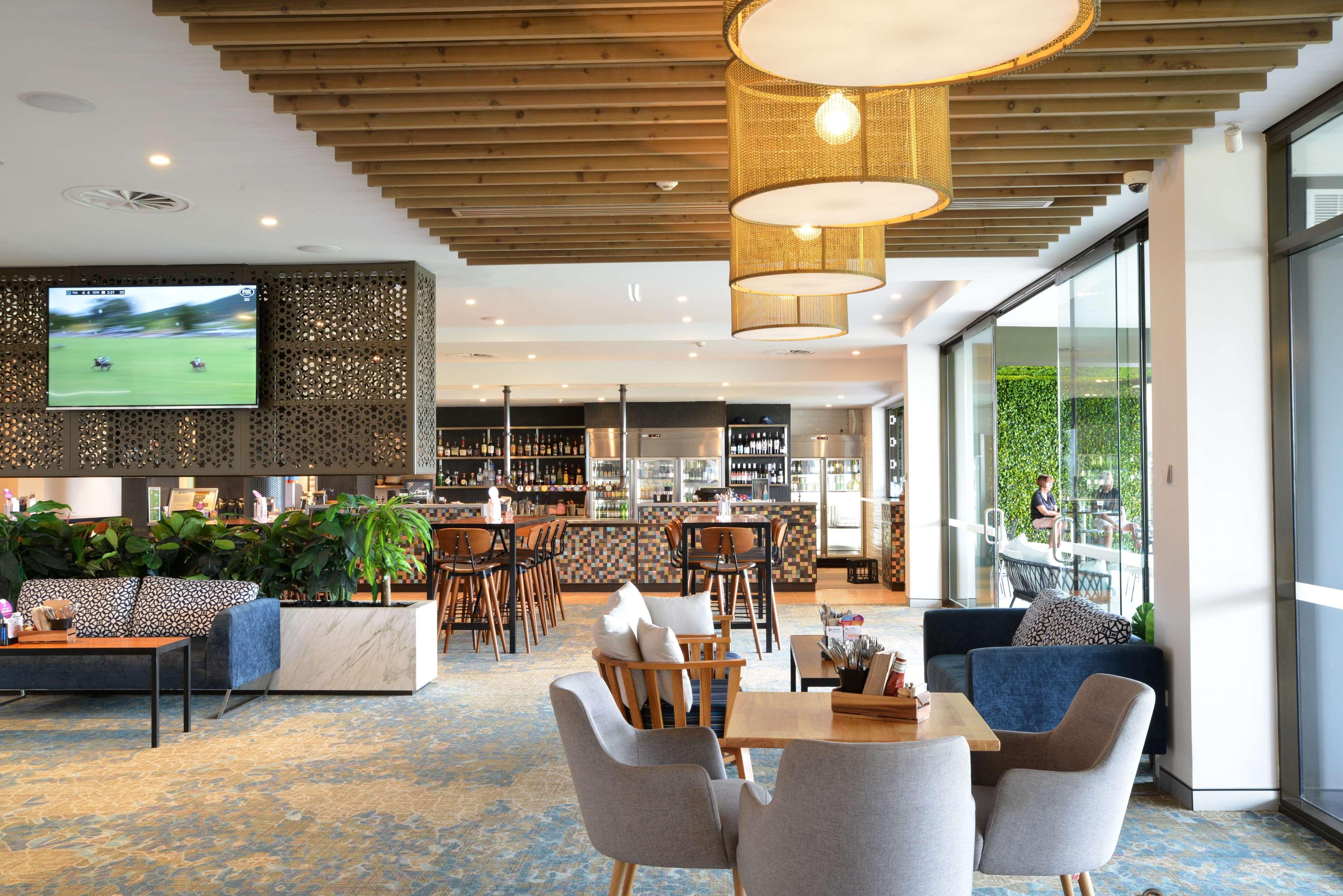 Western Sands 4* Wollongong