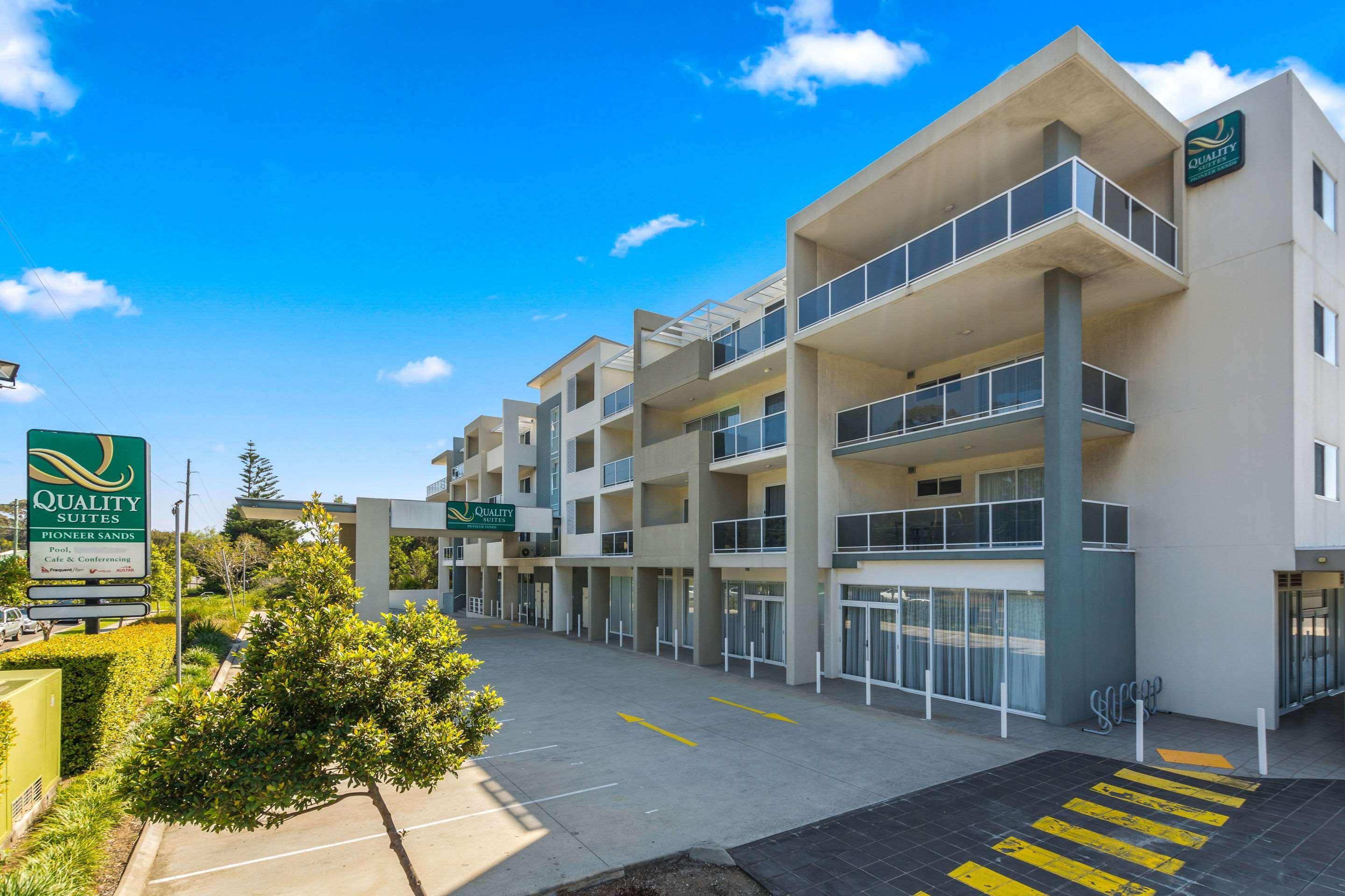 Aparthotel Quality Pioneer Sands 4*