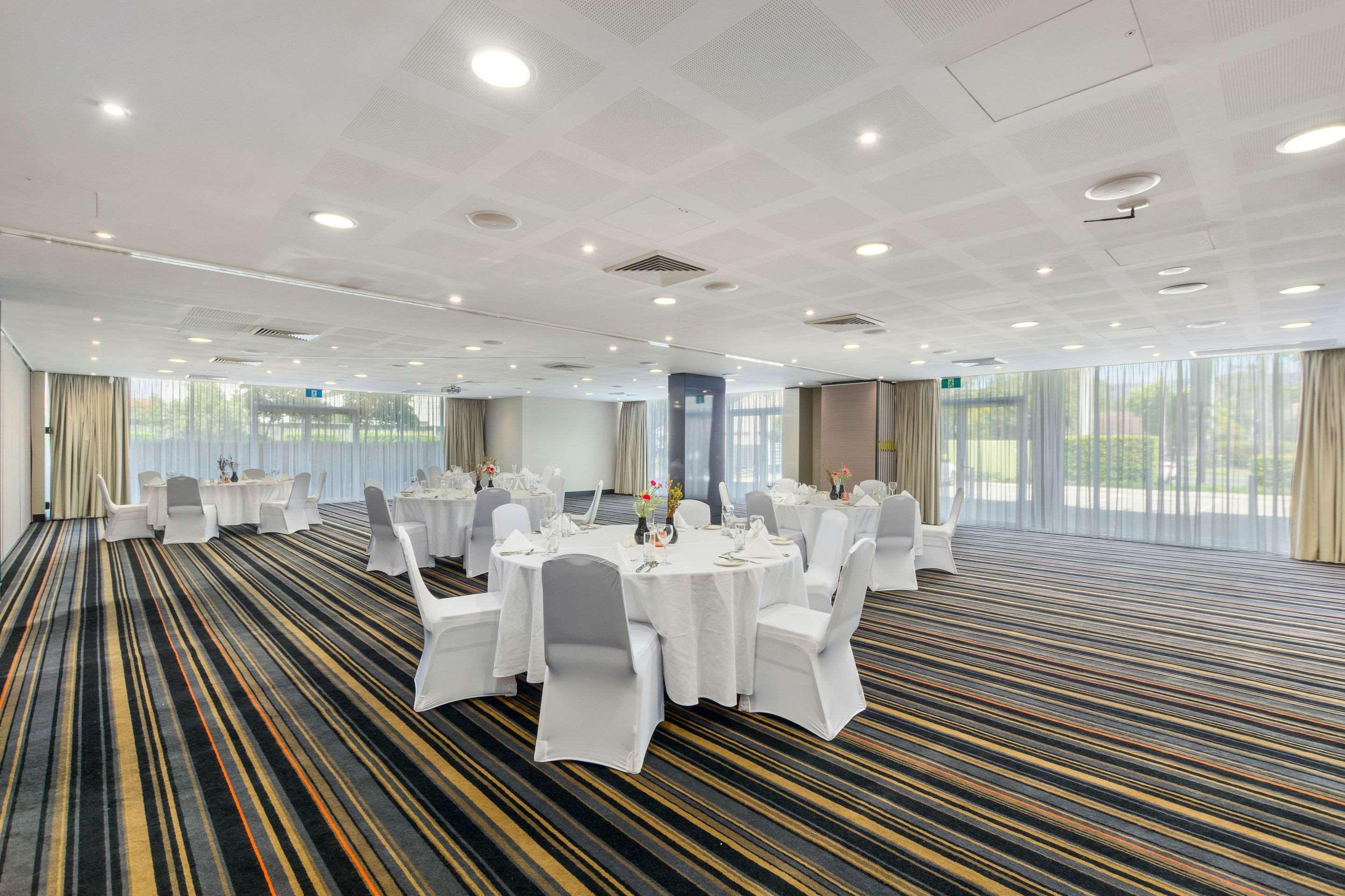 Quality Pioneer Sands Aparthotel 4*