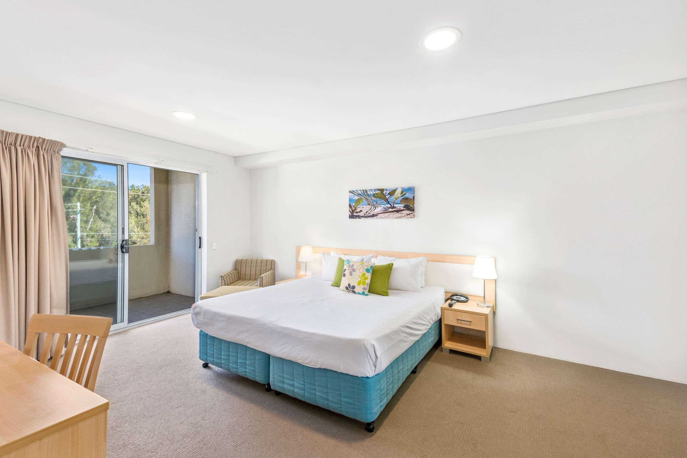 Quality Pioneer Sands Aparthotel Wollongong