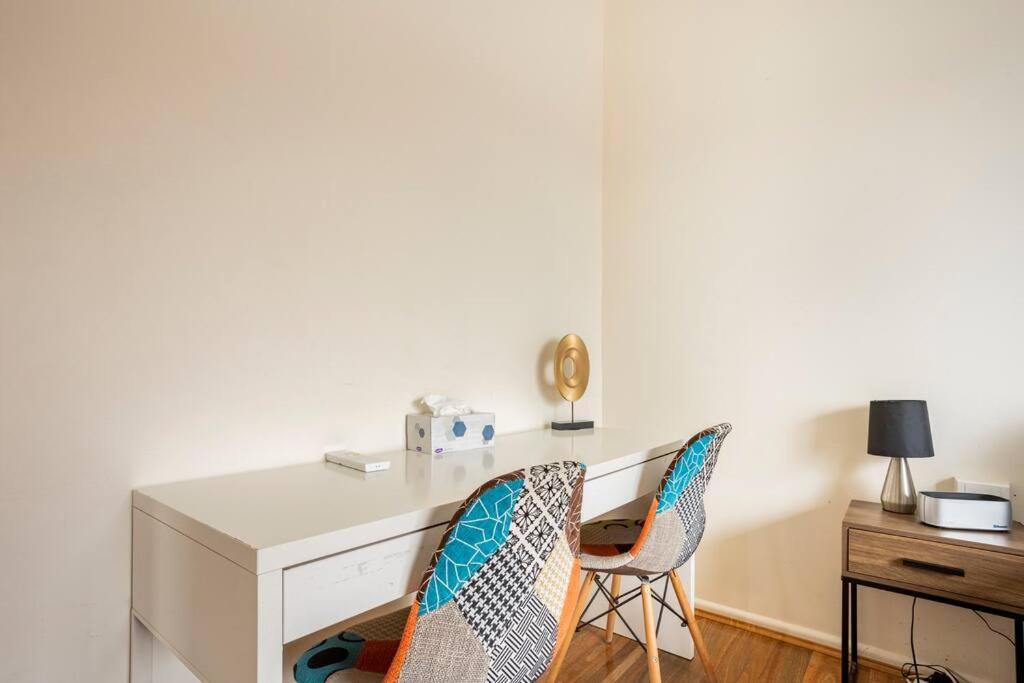 Holiday home Station House With Wi-fi,75 Inch Tv, Netflix,parking,beach Wollongong