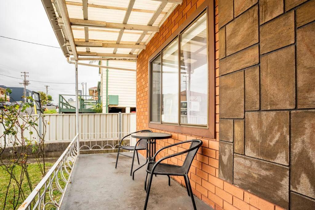 Station House With Wi-fi,75 Inch Tv, Netflix,parking,beach Holiday home