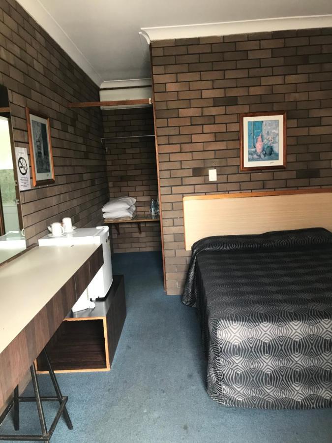 Downtown Motel 2*