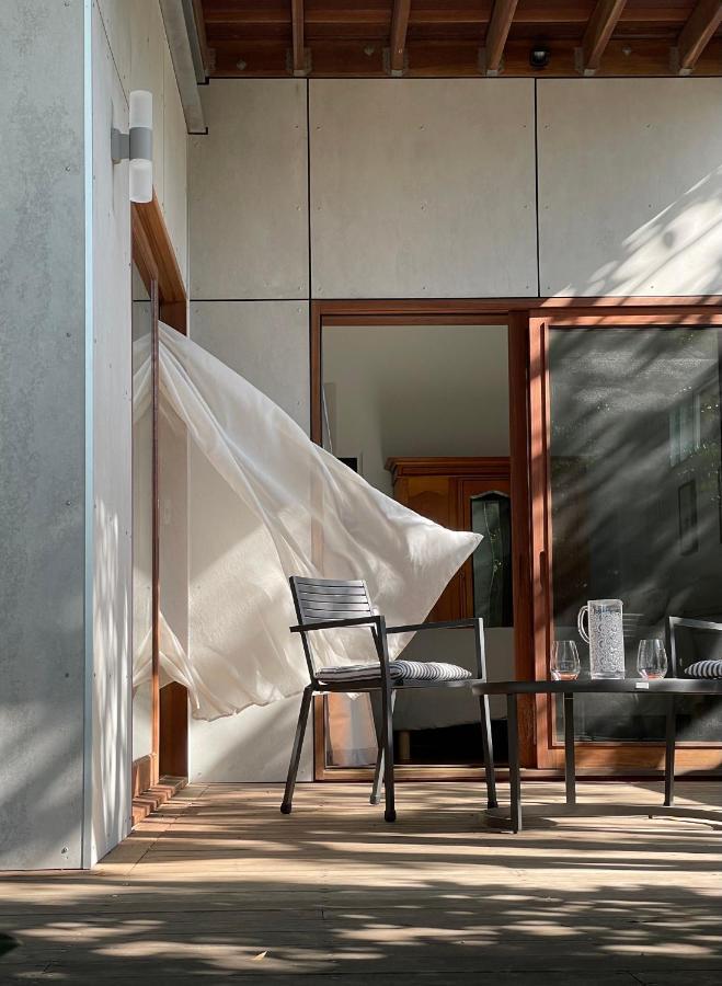 Tranquil Garden With Living * Wollongong