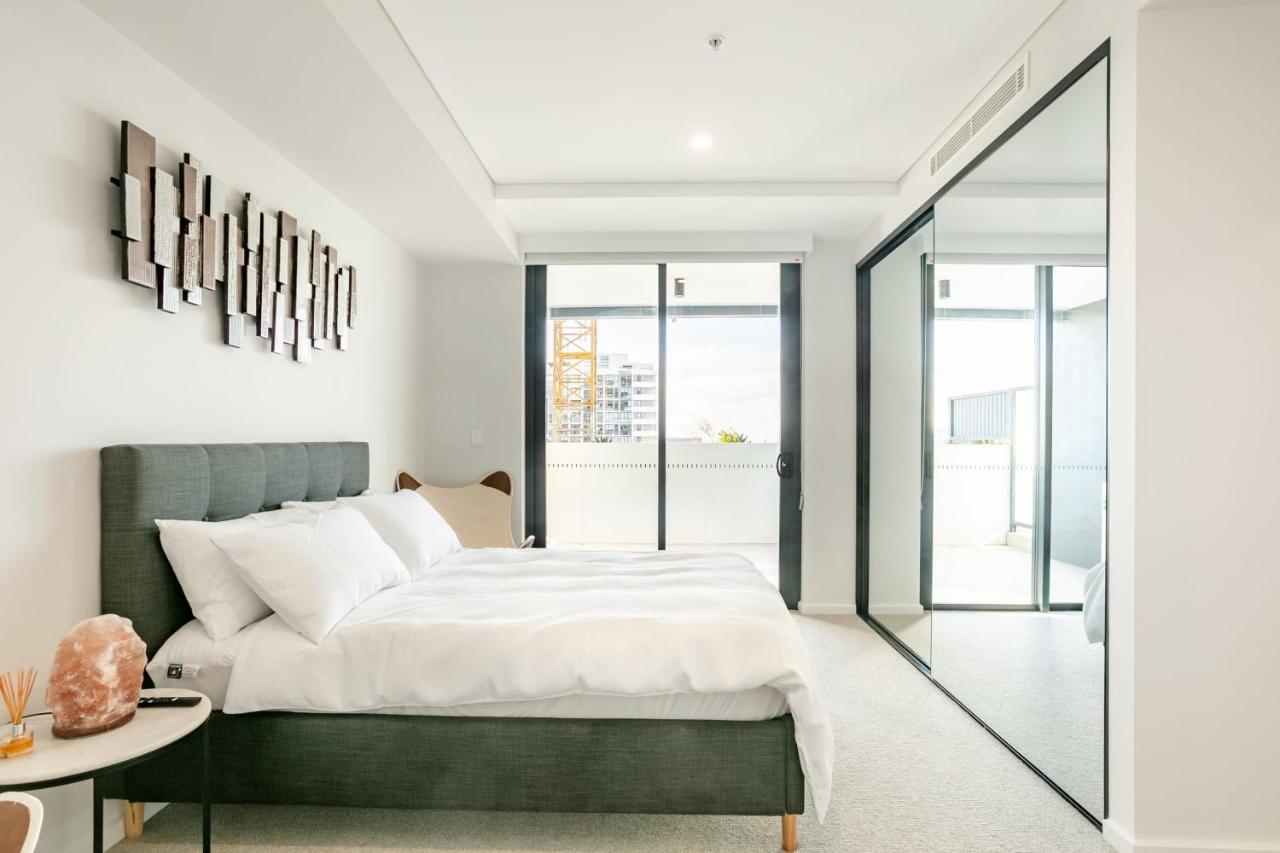 Modern 2br Near Beach Apartment *