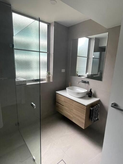 Lavish 3-bedroom Ocean In Apartment Wollongong