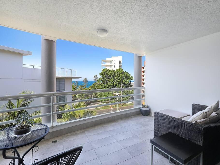 Lavish 3-bedroom Ocean In Apartment