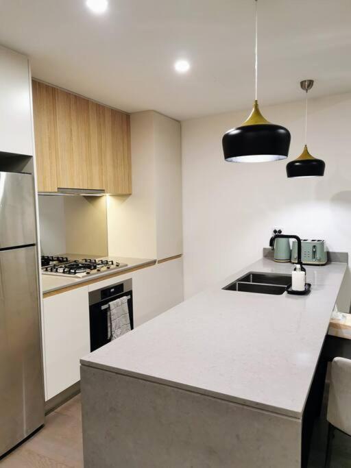 Urban Oasis: Central Apartment Wollongong