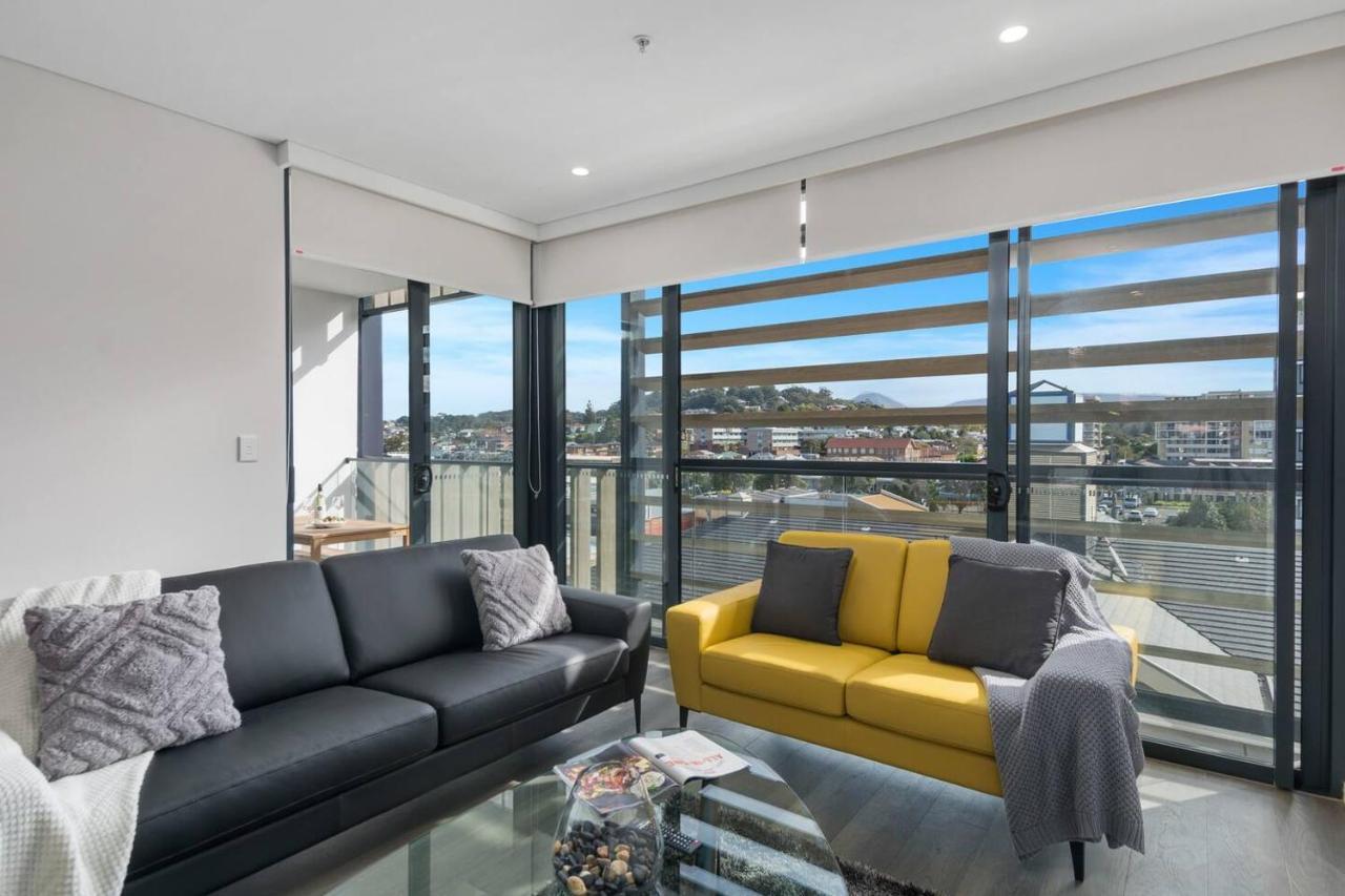 'wollongong Inner-city Escape' Bright Urban Oasis Apartment Wollongong