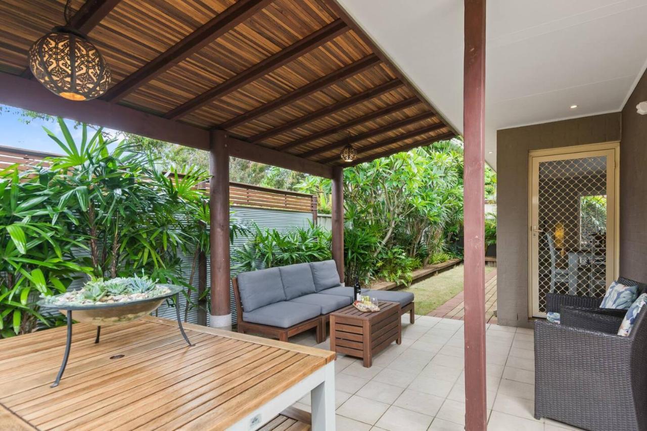 Thalassa Escape - Coastal Chic With Balinese Patio Holiday home