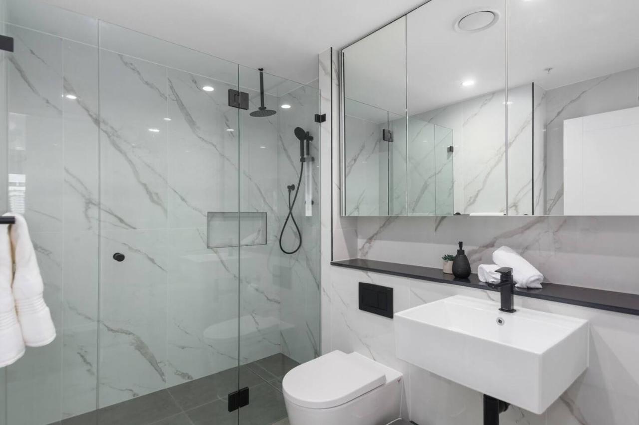 'wollongong Inner-city Escape' Bright Urban Oasis Apartment