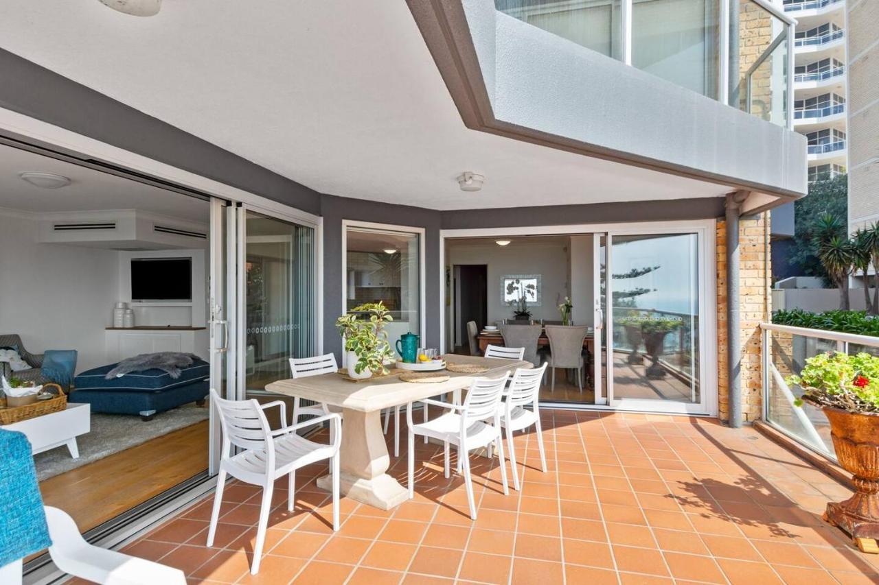 Apartment Oceanview Escape - Idyllic Beachfront Dreaming Wollongong