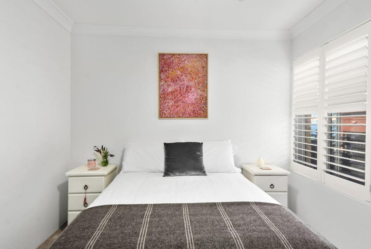 Apartment Oceanview Escape - Idyllic Beachfront Dreaming