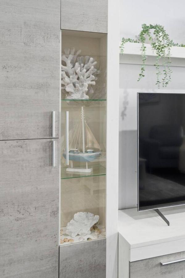 Escape - Waterside Serenity Apartment