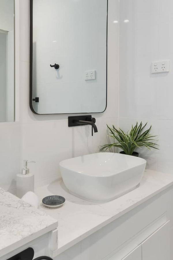 Avenue Escape - Contemporary Living At Corrimal Wollongong