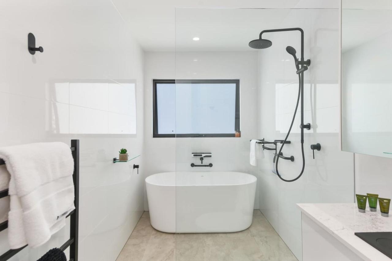 Avenue Escape - Contemporary Living At Corrimal Holiday home