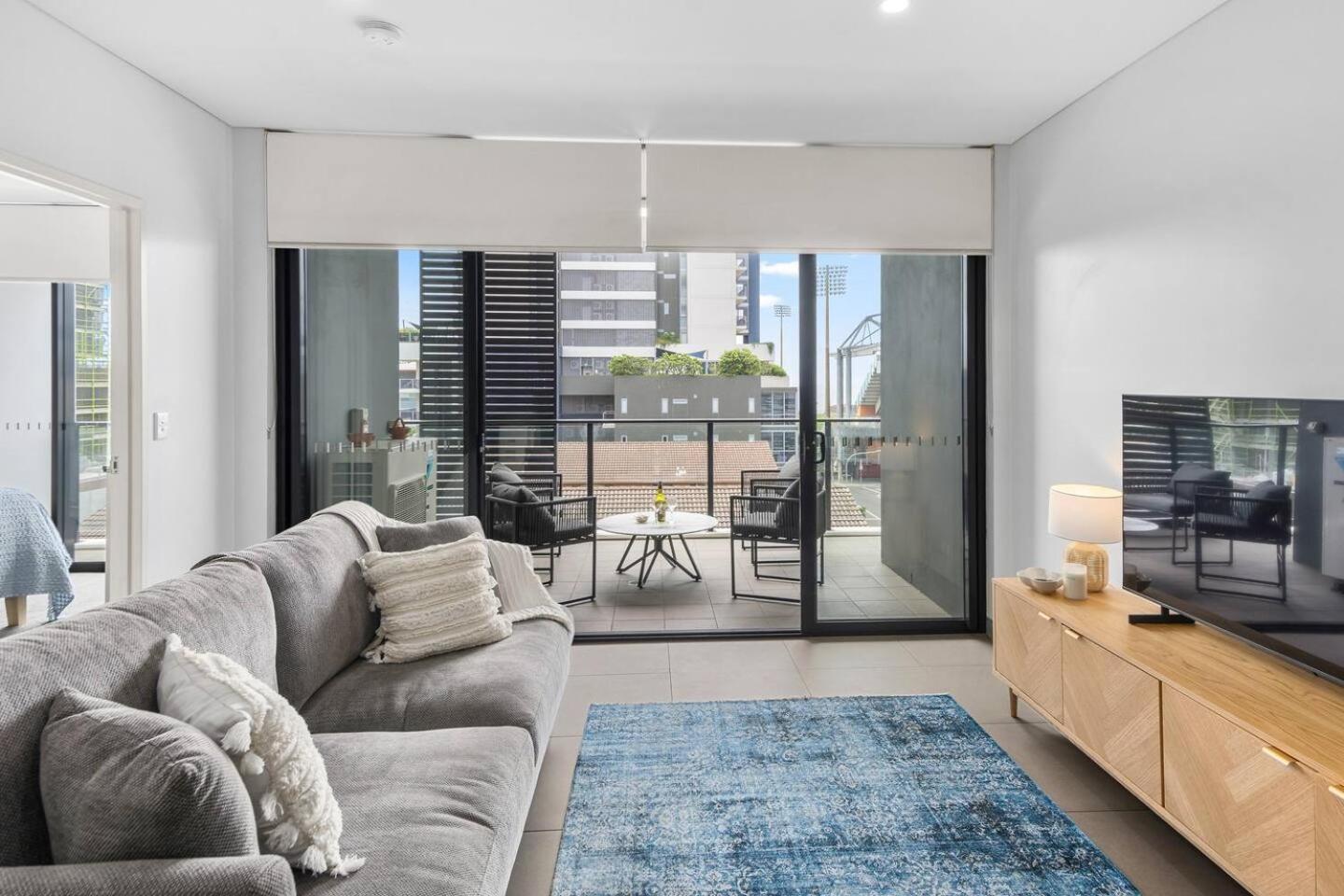 Burelli Escape - Breezy Seaside Charm Wollongong