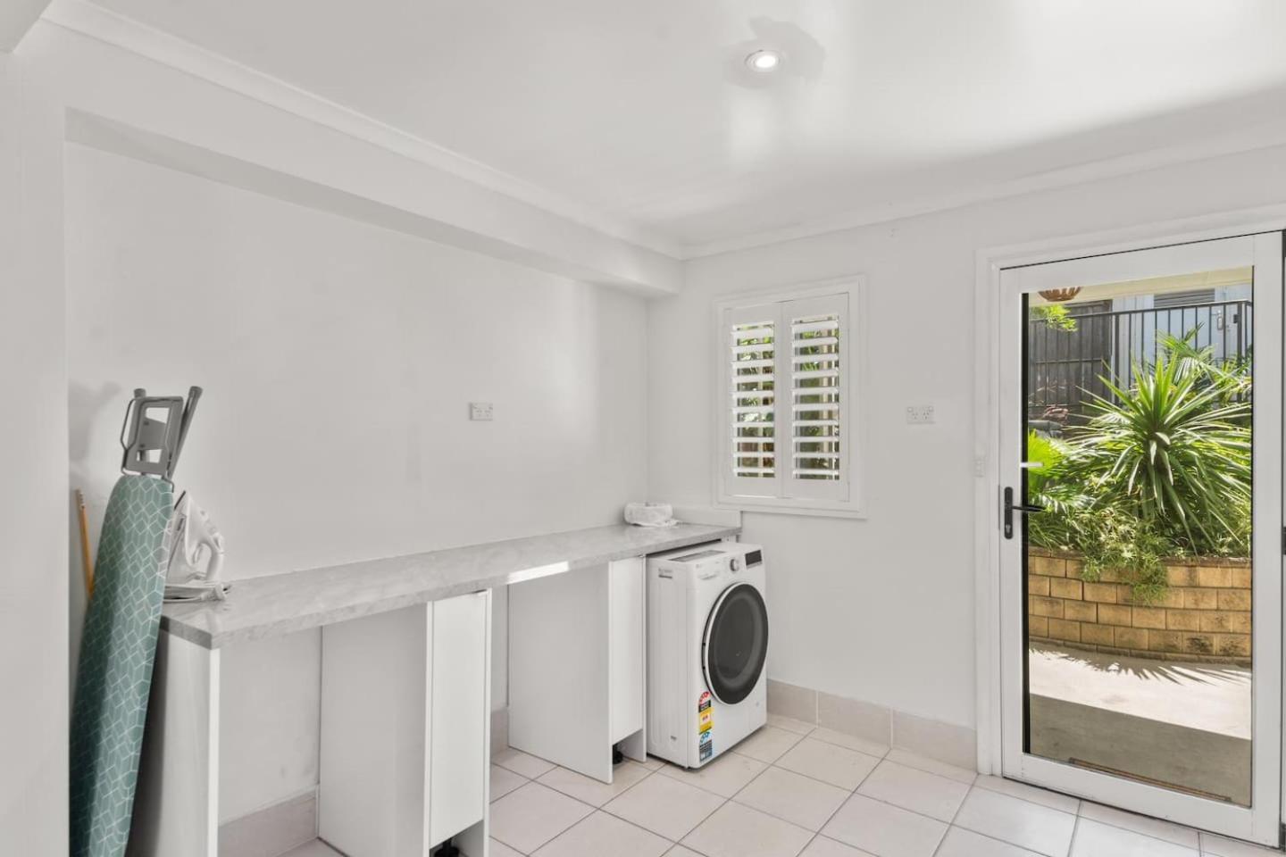 Keiraville Poolside Escape - Proximity Wollongong