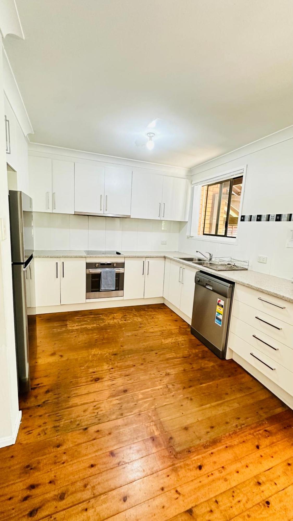 Quiet Family Townhouse In Cbd Holiday home Wollongong