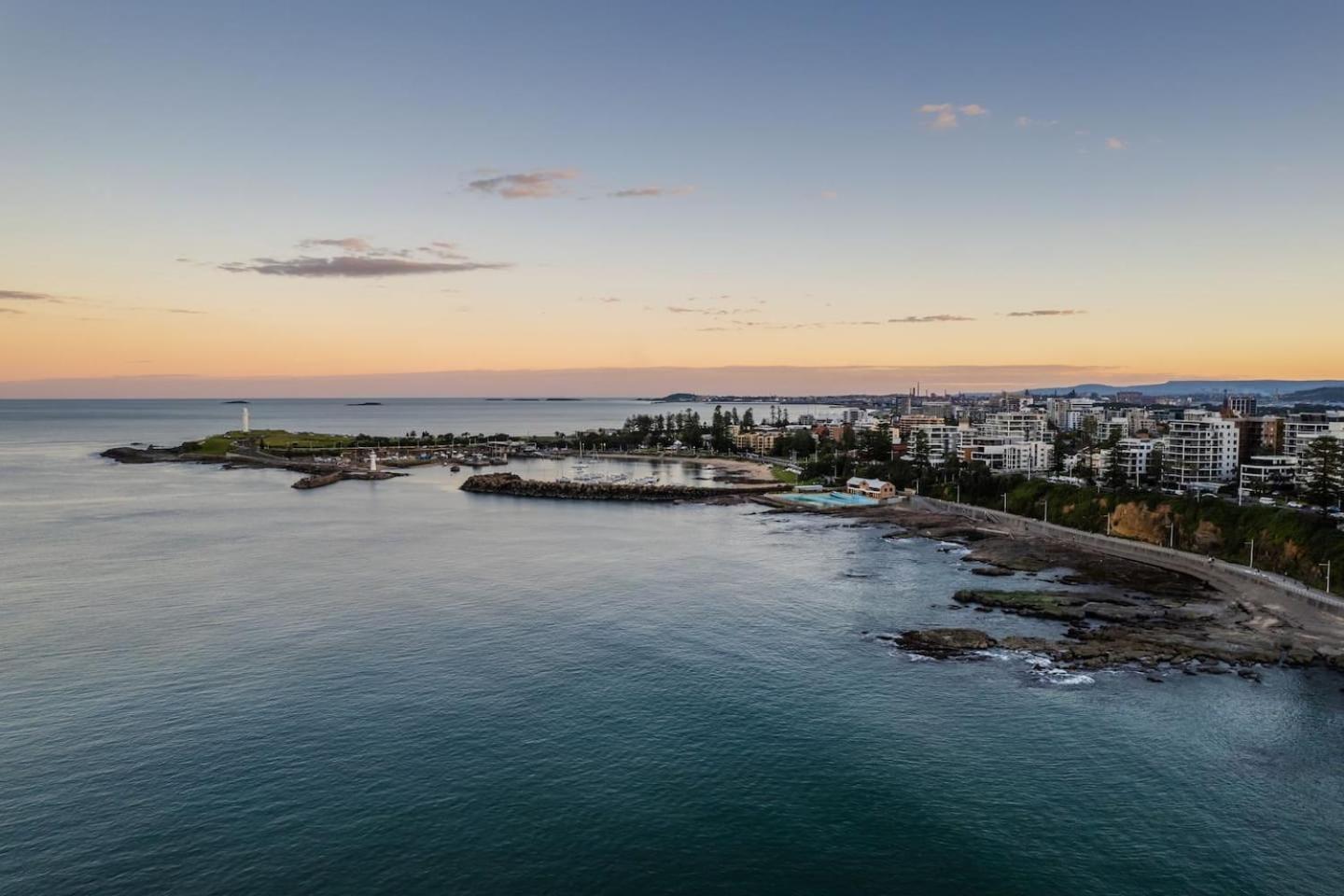 Ocean Vista Escape - A Lofty Beachfront Penthouse *