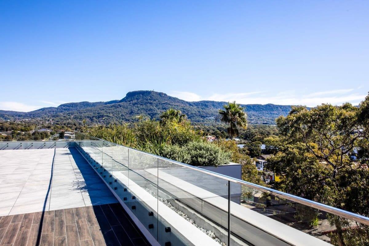 Apartment Scenic Gem Location With Rooftop *