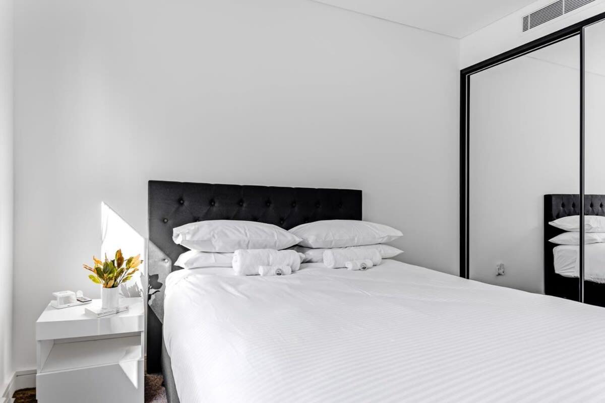 Scenic Gem Location With Rooftop Apartment Wollongong