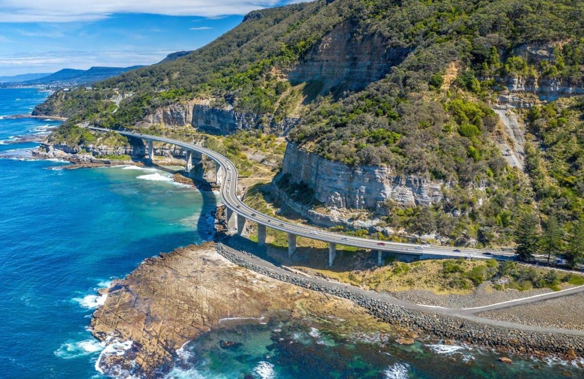 Scenic Gem Location With Rooftop Wollongong
